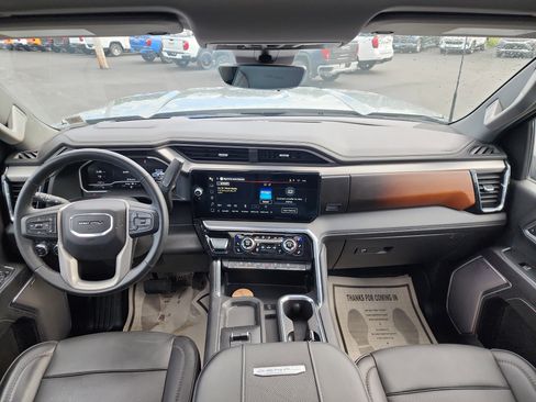 Certified 2024 GMC Sierra 2500 Denali w/ Denali Reserve Package image 31