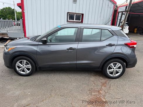 Used 2020 Nissan Kicks S FWD image 6