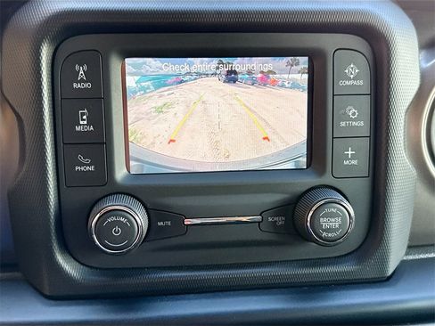 Used 2021 Jeep Wrangler Unlimited Willys image 14