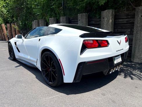 Used 2019 Chevrolet Corvette Grand Sport image 9