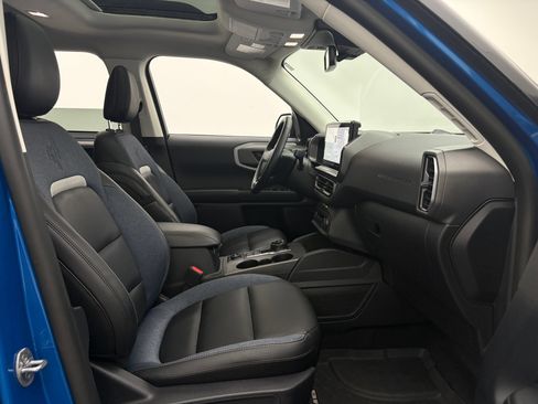 Used 2025 Ford Bronco Sport Outer Banks w/ Outer Banks Tech Package+ AWD/4WD image 34