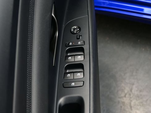 Certified 2025 Hyundai Elantra SEL image 10