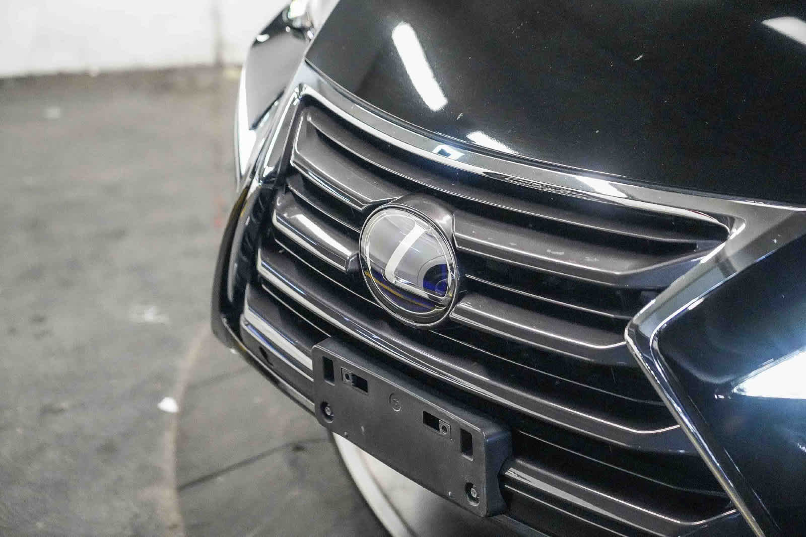 Used 2017 Lexus NX 300h AWD w/ Premium Package image 3