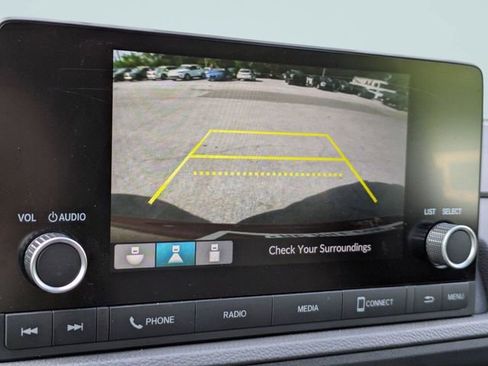 Used 2025 Honda CR-V LX image 21