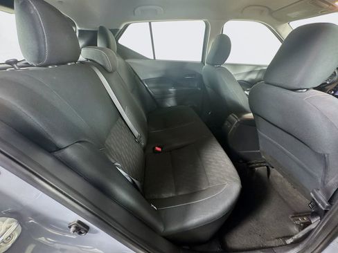 Used 2021 Nissan Kicks SV FWD image 31