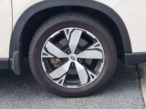 Used 2019 Subaru Forester Touring AWD/4WD image 11