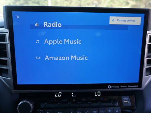 Used 2023 Toyota Tundra Limited w/ Power Package image 12