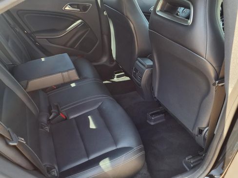 Used 2016 Mercedes-Benz CLA 250 4MATIC image 21
