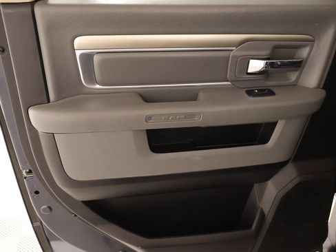 Used 2018 RAM 1500 Lone Star RWD image 14