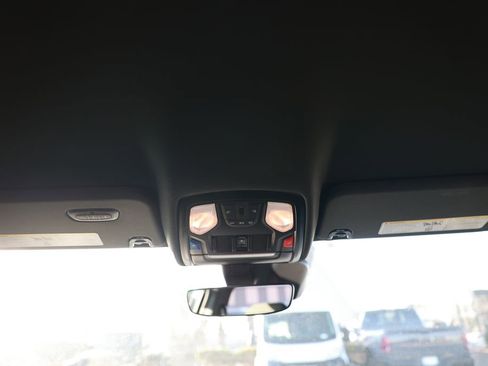 New 2026 RAM 1500 4x4 Crew Cab image 31