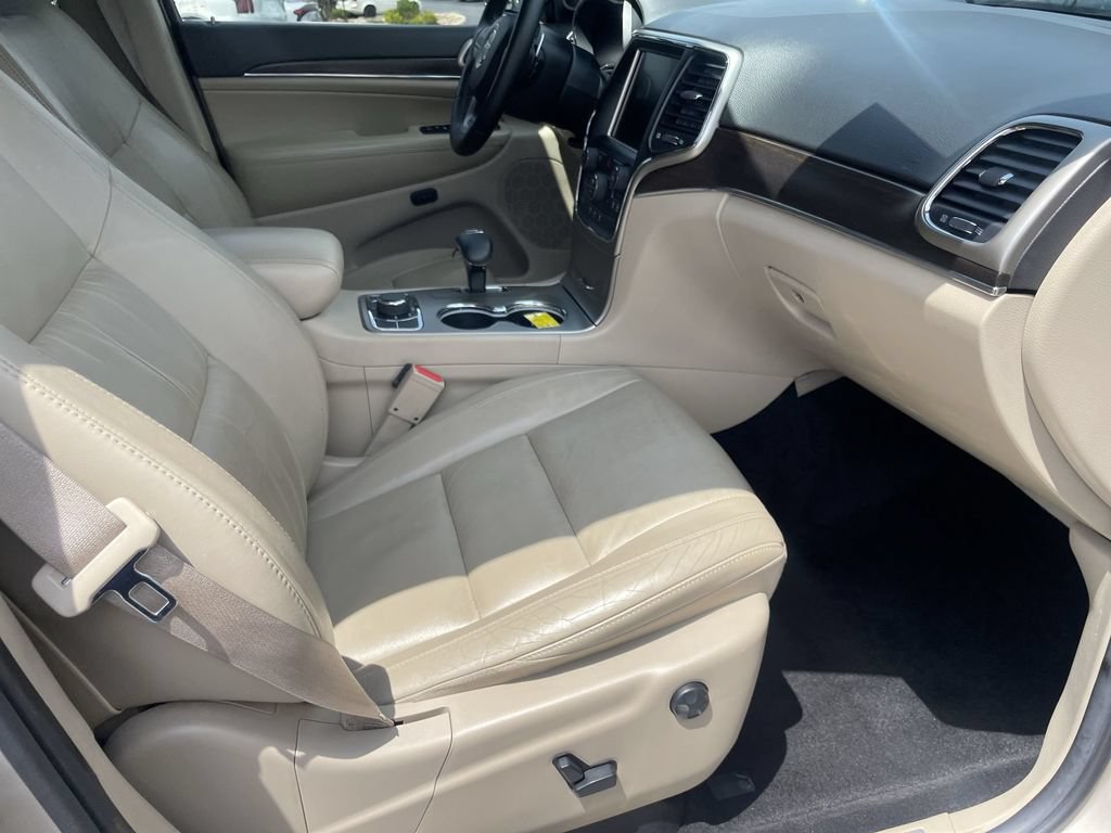Used 2014 Jeep Grand Cherokee Limited AWD/4WD image 34