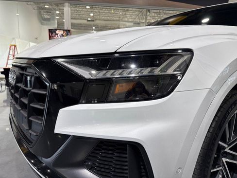 Used 2020 Audi Q8 Prestige w/ Prestige Package image 27