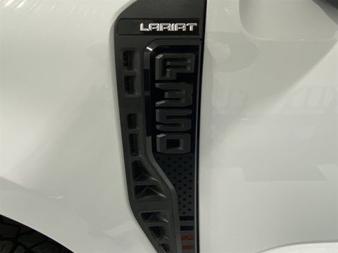 Used 2024 Ford F350 Lariat w/ Lariat Ultimate Package image 46