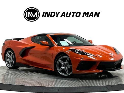 Used 2021 Chevrolet Corvette Stingray Coupe w/ 1LT RWD image 2