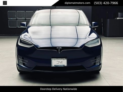 Used 2018 Tesla Model X 75D AWD/4WD image 6