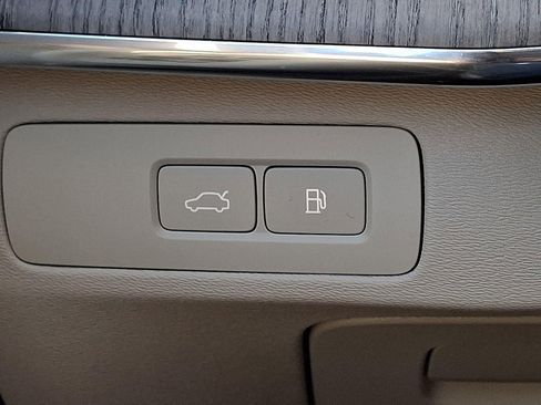 Certified 2023 Volvo XC90 T8 Plus w/ Protection Package image 26