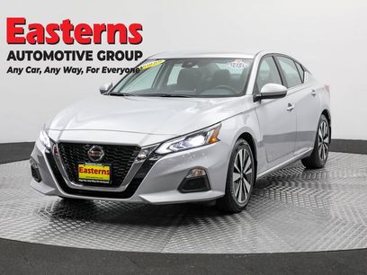 Used 2022 Nissan Altima 2.5 SV