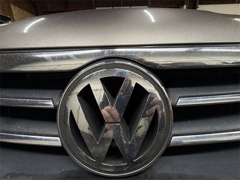 Used 2012 Volkswagen CC Sport image 30