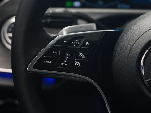 Certified 2025 Mercedes-Benz E 350 4MATIC Sedan image 16