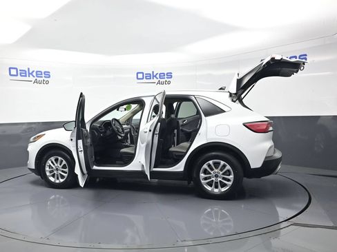 Used 2020 Ford Escape SE FWD image 54