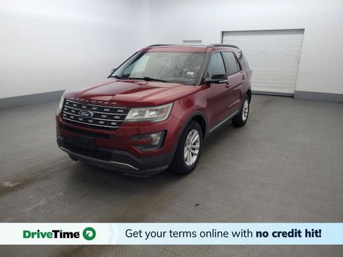 Used 2016 Ford Explorer XLT w/ Equipment Group 201A FWD image 1