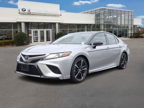 Used 2018 Toyota Camry XSE w/ Audio Package FWD image 1