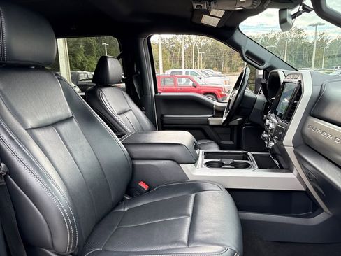 Used 2022 Ford F250 Lariat w/ Lariat Ultimate Package image 30