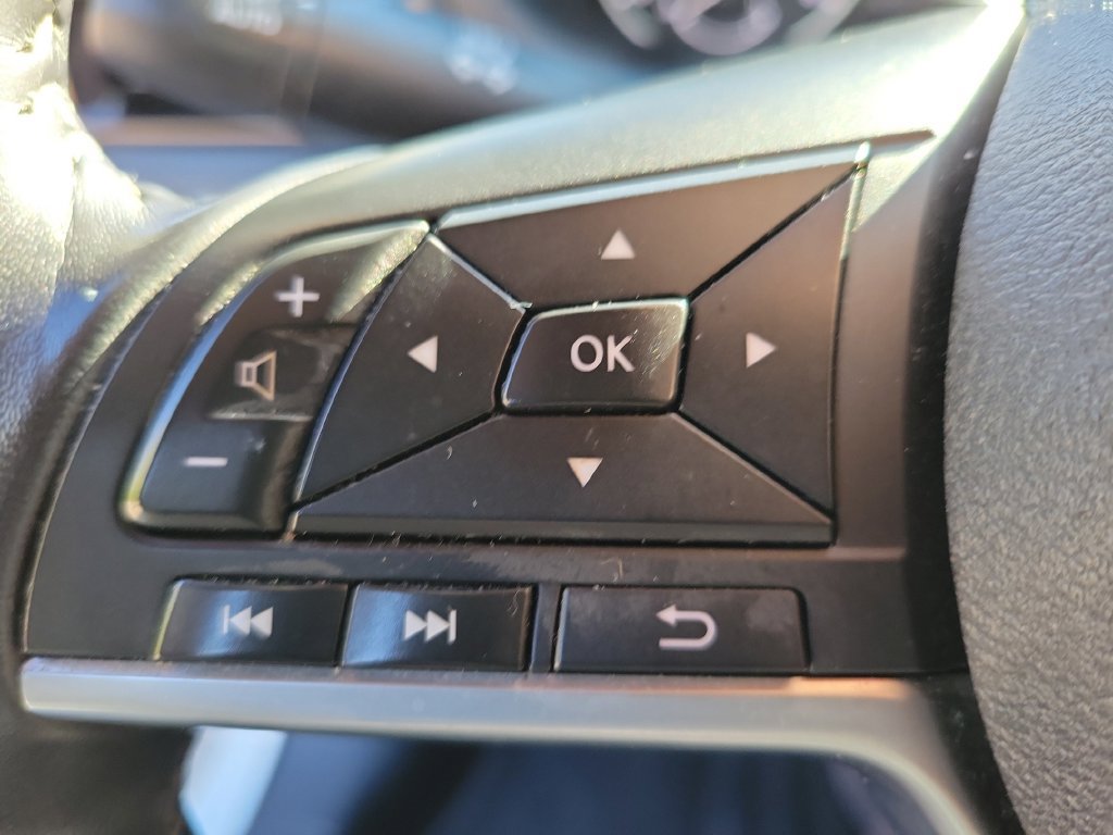 Used 2020 Nissan Sentra SV FWD image 34