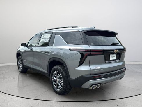 New 2026 Chevrolet Traverse LT w/ LPO, Floor Liner Package FWD image 7