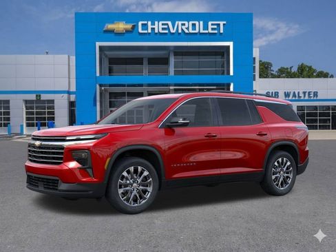New 2026 Chevrolet Traverse LT image 3