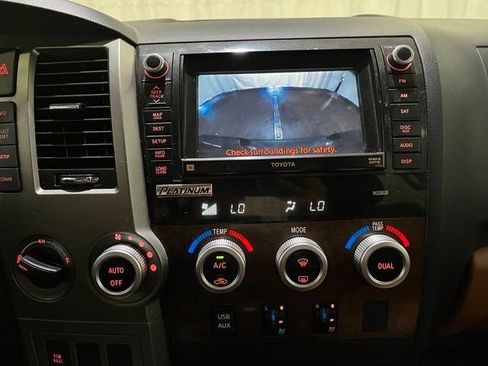 Used 2013 Toyota Tundra Platinum AWD/4WD image 19