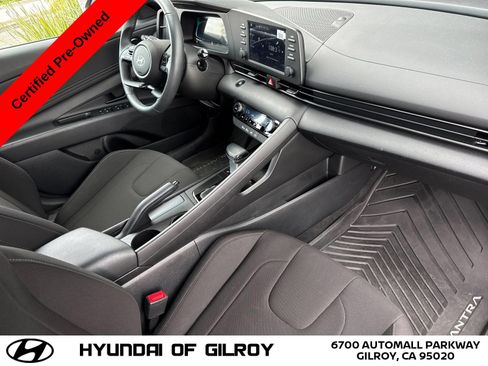 Certified 2025 Hyundai Elantra Sport FWD image 17