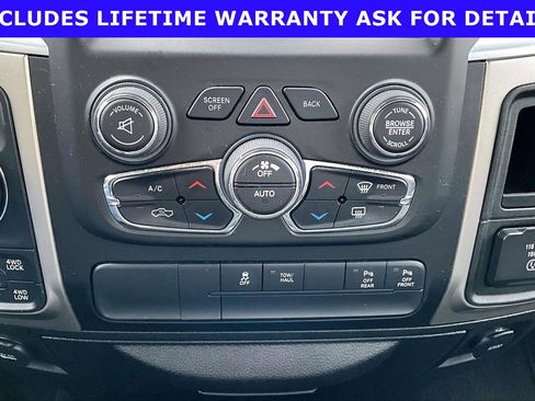 Used 2019 RAM 1500 Big Horn AWD/4WD image 26