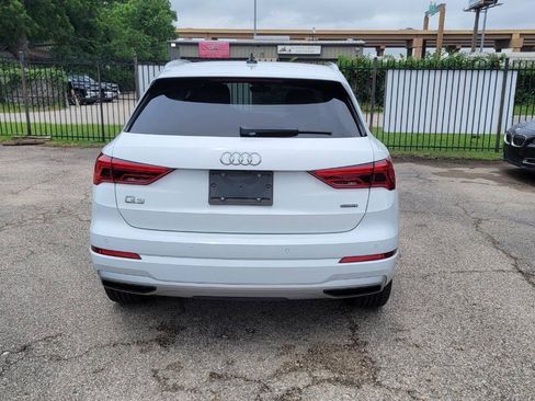 Used 2019 Audi Q3 2.0T Premium Plus w/ Premium Plus Package AWD/4WD image 6
