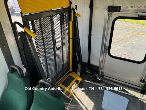 Used 2012 Ford F550 2WD Regular Cab Super Duty w/ Payload Upgrade Pkg image 36