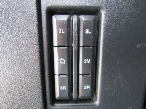 Used 2021 Ford Expedition XLT w/ Equipment Group 202A image 22