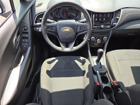 Used 2020 Chevrolet Trax LS w/ Tint and Cruise Package FWD image 20