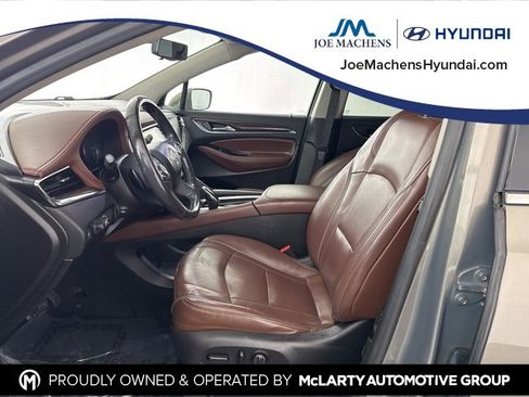 Used 2018 Buick Enclave Avenir w/ Avenir Technology Package image 23