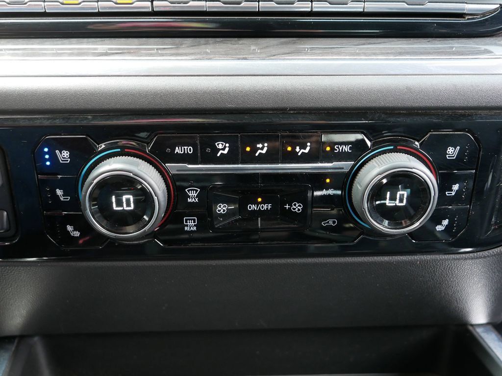 Used 2023 Chevrolet Silverado 1500 LTZ AWD/4WD image 20