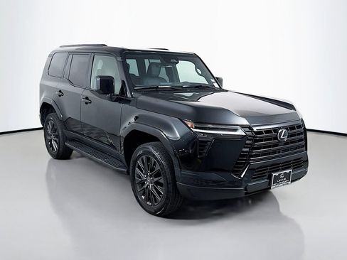 Certified 2025 Lexus GX 550 w/ Accessory Package (2T) AWD/4WD image 3