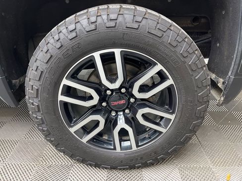 Used 2021 GMC Sierra 1500 AT4 w/ AT4 Premium Package image 6