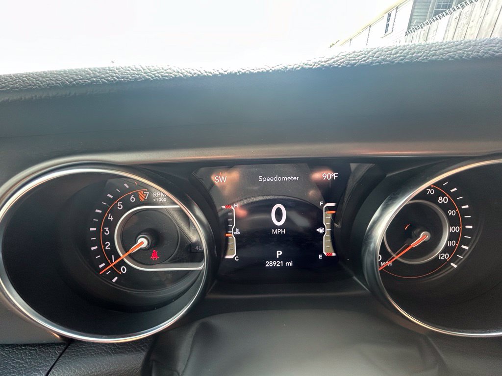 Used 2023 Jeep Gladiator Sport AWD/4WD image 21