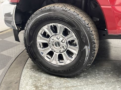 Certified 2018 Ford F250 XLT w/ XLT Premium Package image 34