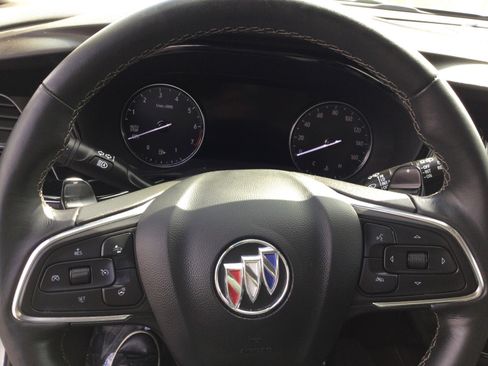 Used 2023 Buick Envision Avenir image 14