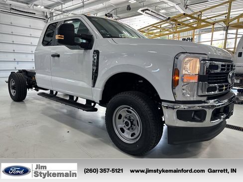 New 2024 Ford F350 XL w/ Snow Plow Prep Package AWD/4WD image 21