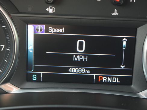 Used 2018 Chevrolet Equinox LT w/ Sun & Infotainment Package AWD/4WD image 14