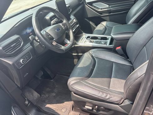 Used 2020 Ford Explorer ST w/ ST Street Pack AWD/4WD image 8
