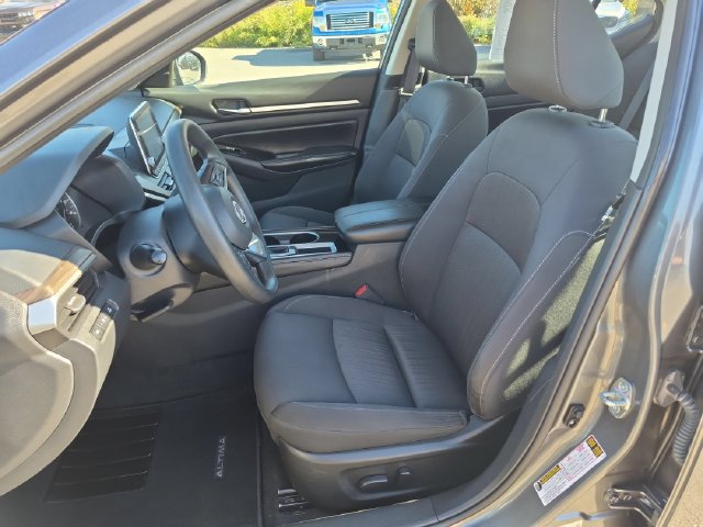Used 2023 Nissan Altima 2.5 SV FWD image 7