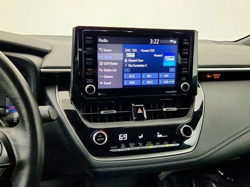 Used 2022 Toyota Corolla SE image 17