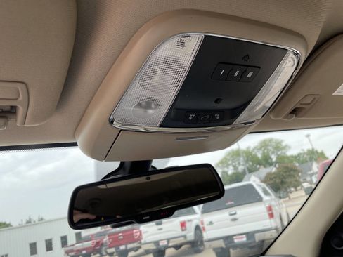 Used 2015 Jeep Grand Cherokee Limited AWD/4WD image 23